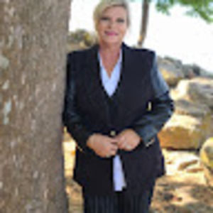 Meet your Posher, Christie